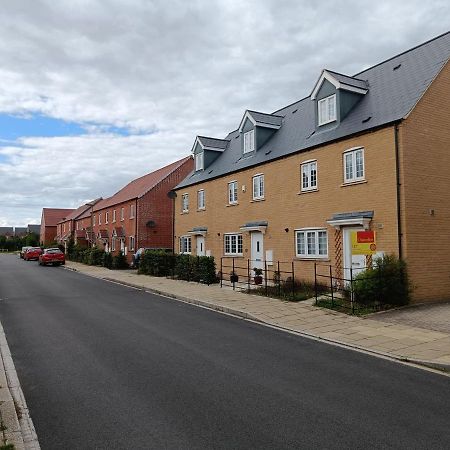 3 Bedroom Townhouse Near Bicester Village Ngoại thất bức ảnh