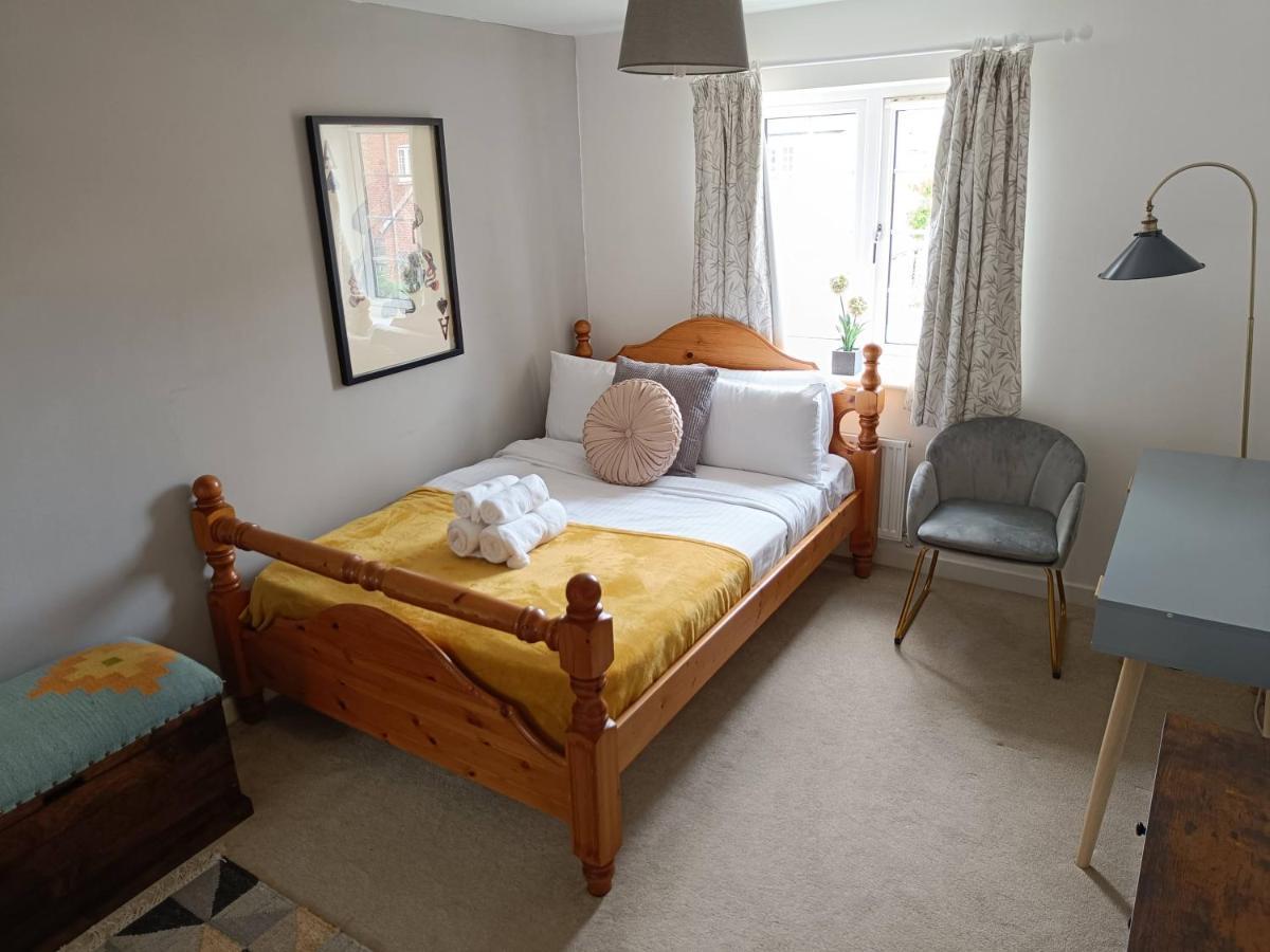 3 Bedroom Townhouse Near Bicester Village Ngoại thất bức ảnh